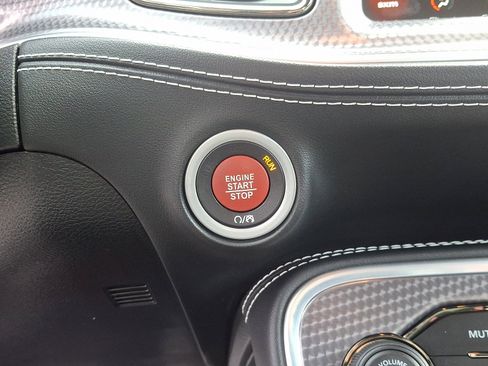 Used 2022 Dodge Challenger SRT Hellcat Redeye RWD image 22