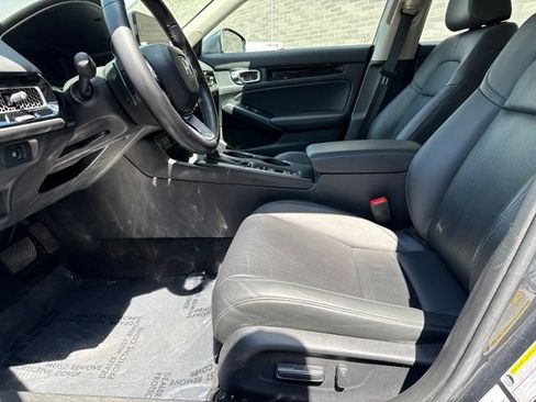 Used 2023 Honda Civic Touring image 13