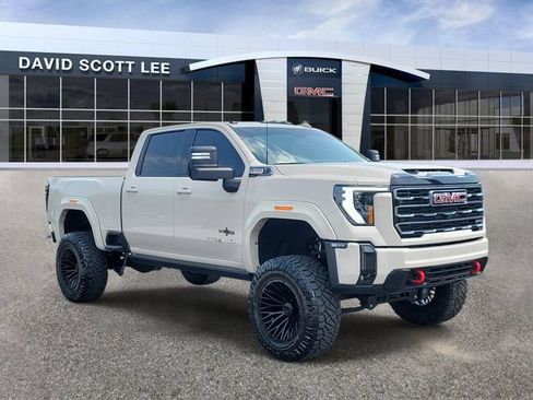 Used 2026 GMC Sierra 2500 AT4 w/ AT4 Premium Plus Package AWD/4WD image 1