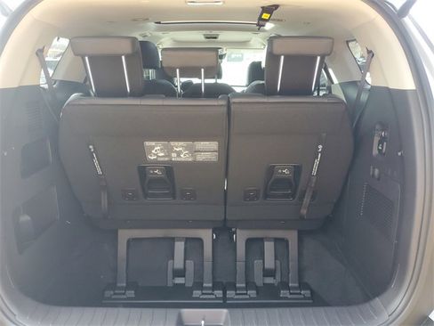 New 2026 Kia Carnival SX image 8