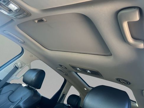 Used 2020 Kia Telluride SX image 18