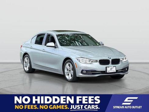 Used 2018 BMW 330i xDrive Sedan AWD/4WD image 1