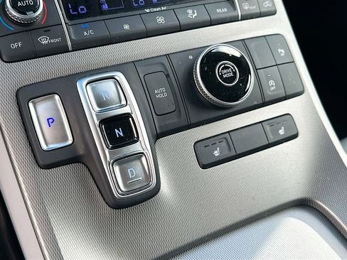 Used 2021 Hyundai Palisade SEL w/ Cargo Package image 16