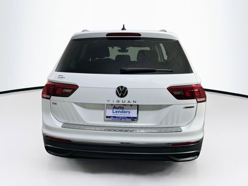 Used 2022 Volkswagen Tiguan SE image 6