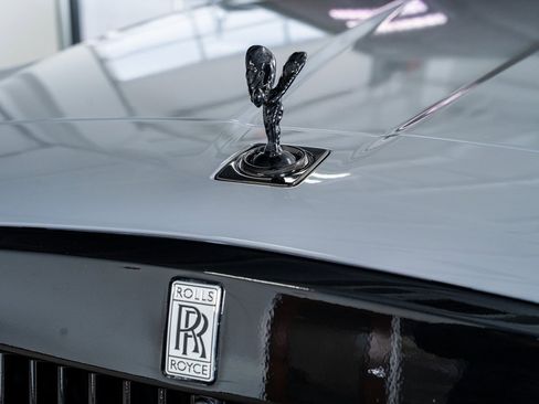 Used 2019 Rolls-Royce Cullinan image 18