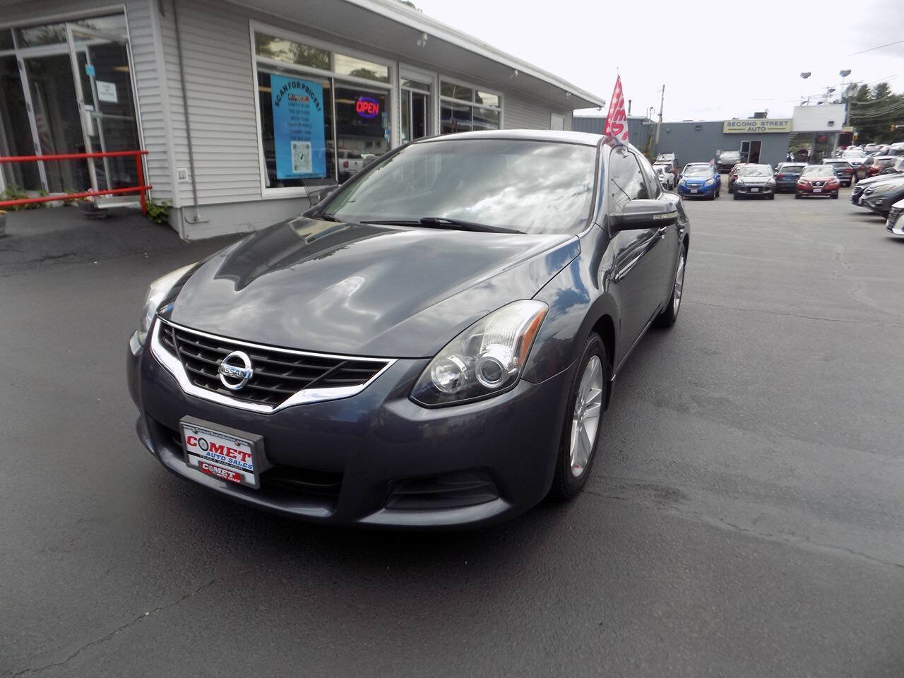 Used 2013 Nissan Altima 2.5 S w/ Premium Pkg FWD image 9