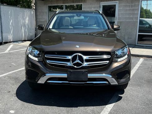 Used 2016 Mercedes-Benz GLC 300 4MATIC w/ Multimedia Package image 2