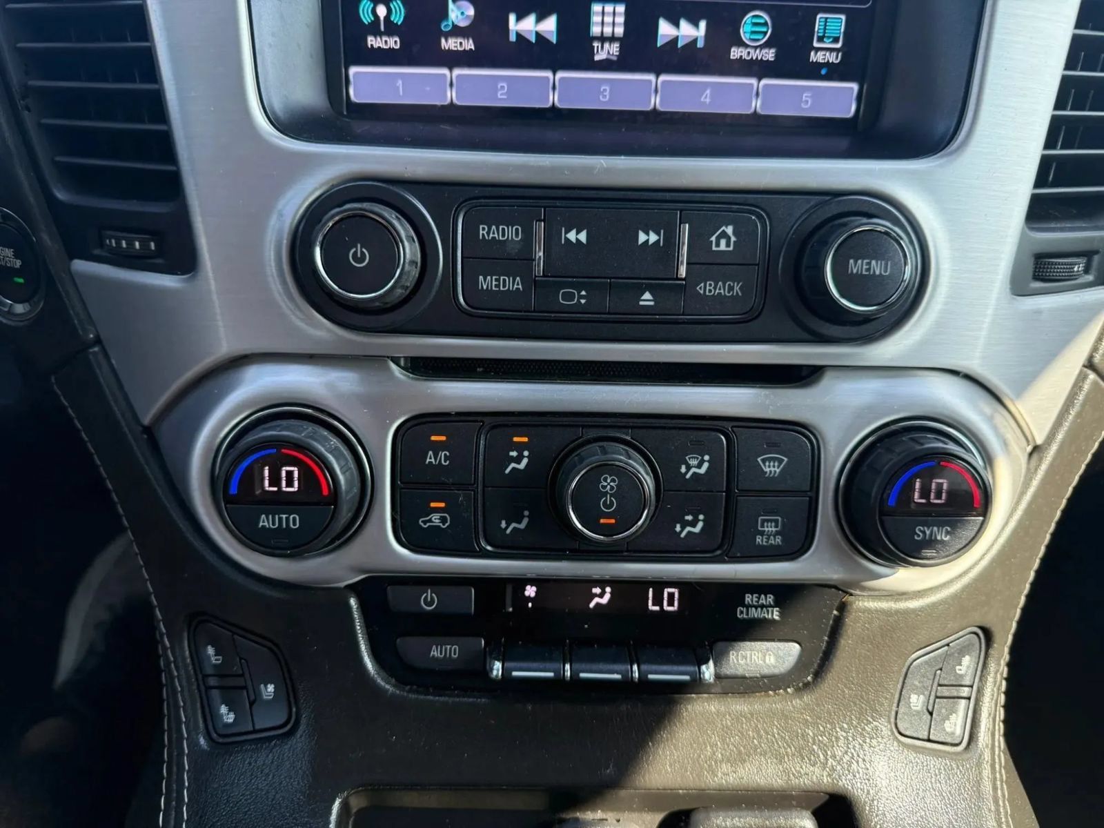 Used 2019 GMC Yukon SLT w/ Open Road Package RWD image 38