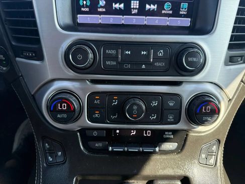 Used 2019 GMC Yukon SLT w/ Open Road Package RWD image 38