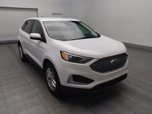 Used 2024 Ford Edge SEL image 13