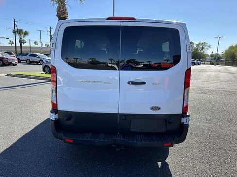 Used 2018 Ford Transit 350 XLT image 5