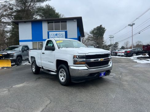 Used 2018 Chevrolet Silverado 1500 W/T w/ Trailering Package image 8