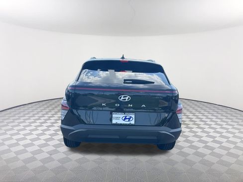 Used 2025 Hyundai Kona SEL image 8