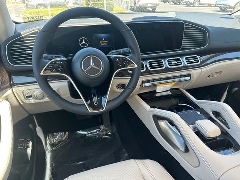 Used 2026 Mercedes-Benz GLE 450e 4MATIC image 26