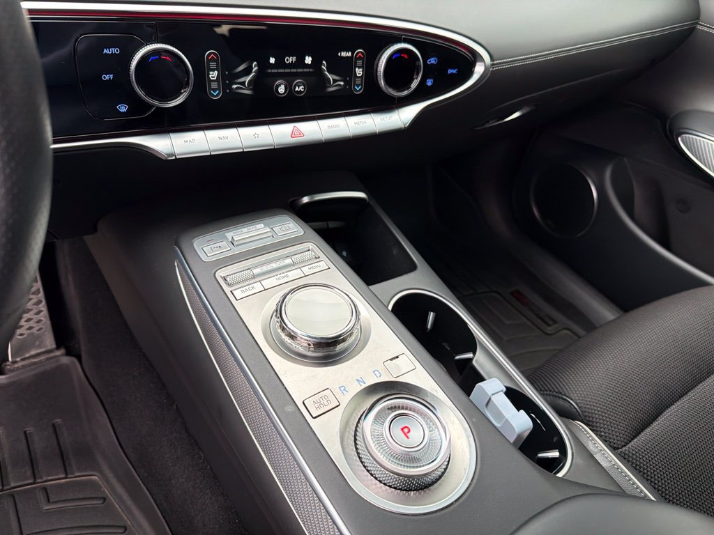 Used 2023 Genesis GV70 2.5T w/ Sport Prestige Package AWD/4WD image 9