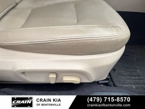 Used 2016 Subaru Outback 2.5i Limited AWD/4WD image 9