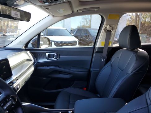 New 2026 Kia Sorento EX w/ EX Premium Package FWD image 19
