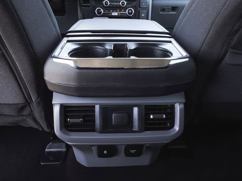 Used 2024 Ford F150 Lightning XLT AWD/4WD image 37