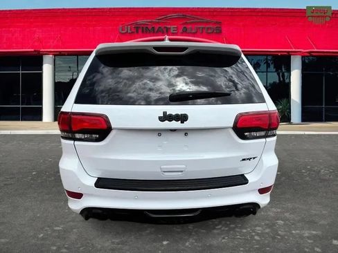 Used 2015 Jeep Grand Cherokee SRT w/ Quick Order Package 26J AWD/4WD image 8