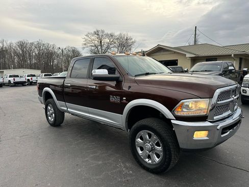 Used 2014 RAM 2500 Laramie image 3