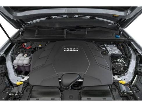 Used 2025 Audi Q7 3.0T Premium Plus AWD/4WD image 11