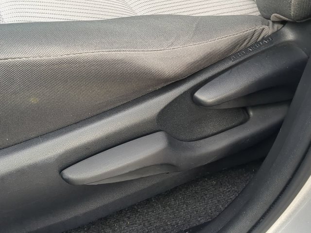 Used 2014 Toyota RAV4 LE FWD image 21