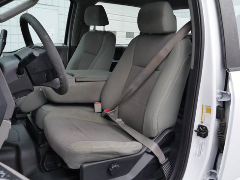 Used 2019 Ford F250 XL w/ Power Equipment Group image 31