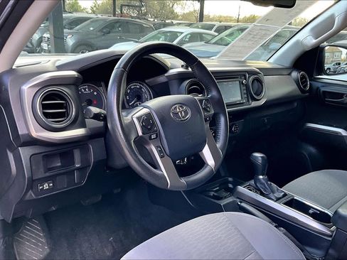 Used 2017 Toyota Tacoma SR5 w/ Tow Package image 16