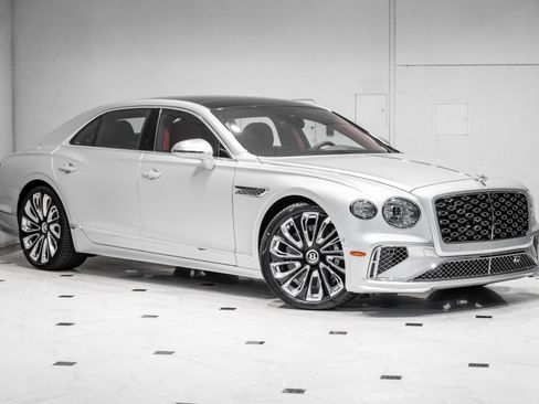 New 2026 Bentley Flying Spur Plug-In Hybrid AWD/4WD image 1