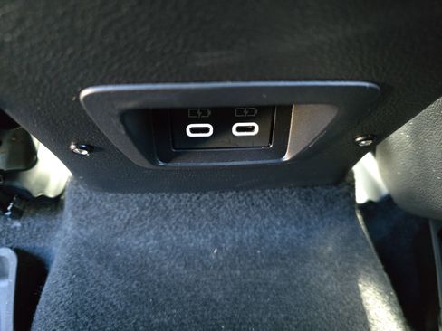 Used 2025 Toyota Corolla Cross AWD Hybrid image 14