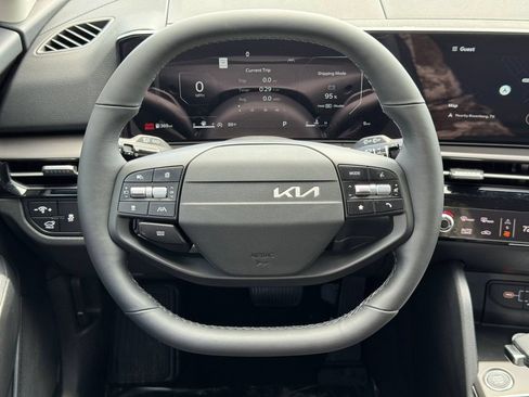 New 2026 Kia Sportage SX FWD image 33
