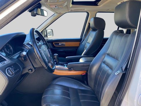 Used 2013 Land Rover Range Rover Sport HSE LUX image 17