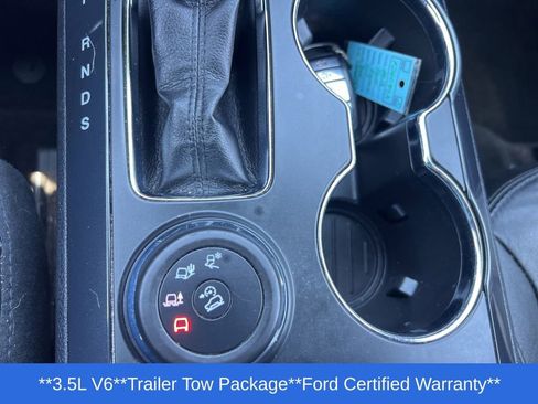 Used 2018 Ford Explorer XLT w/ Equipment Group 202A AWD/4WD image 20