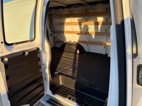 Used 2024 Chevrolet Express 2500 w/ Driver Convenience Package image 11