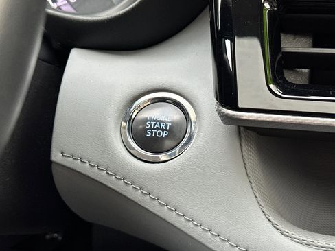 Used 2022 Toyota Highlander Platinum image 24