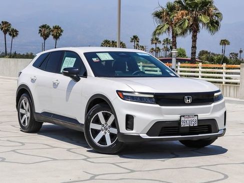 Used 2024 Honda Prologue EX image 2