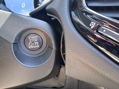 Used 2020 Jeep Compass Limited image 23