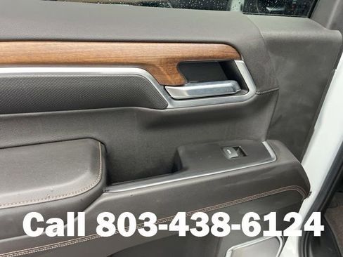 Used 2022 Chevrolet Silverado 1500 High Country w/ Z71 Off-Road Package image 13