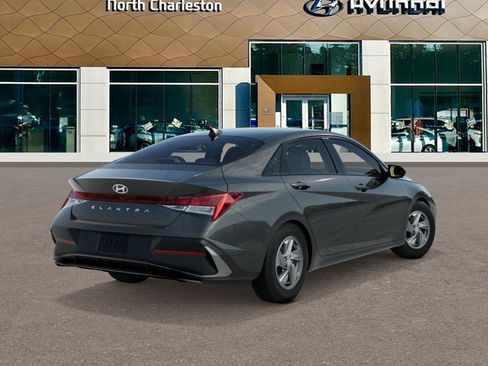 New 2026 Hyundai Elantra SE w/ Cargo Package FWD image 4
