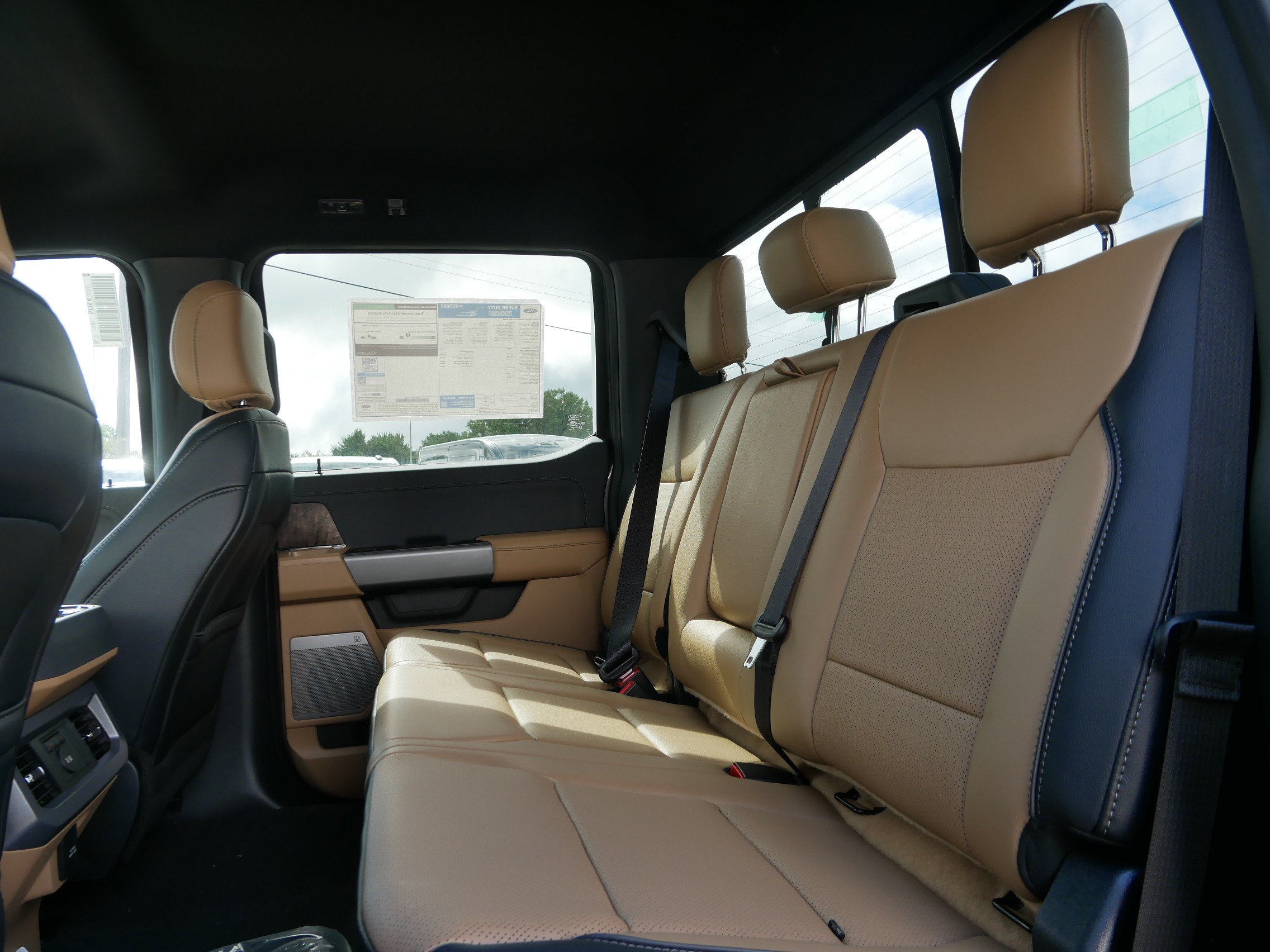New 2026 Ford F350 Lariat w/ Black Appearance Package AWD/4WD image 7