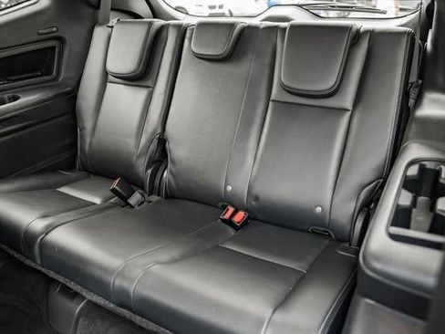 Used 2022 Subaru Ascent Limited image 36