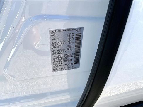 New 2026 INFINITI QX60 Sport image 18