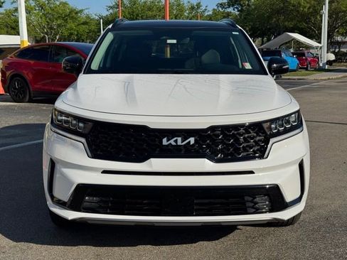 Used 2023 Kia Sorento EX w/ Panoramic Sunroof Package image 6