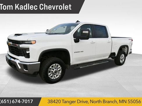 Used 2024 Chevrolet Silverado 2500 LT image 1
