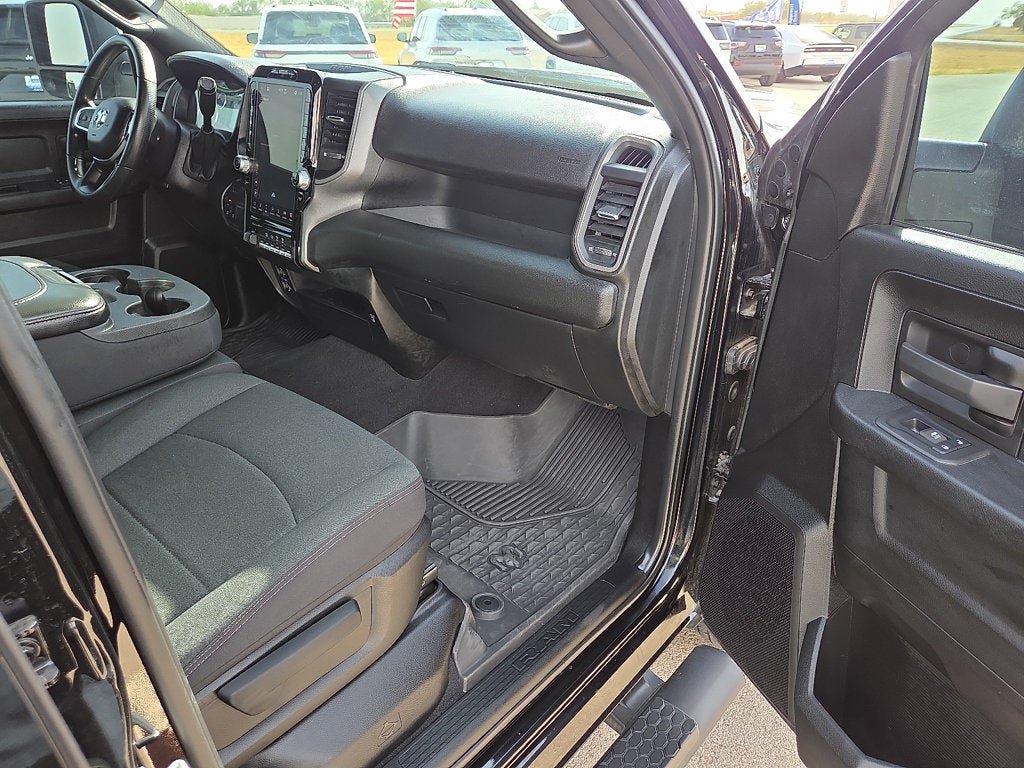 Used 2025 RAM 3500 Tradesman AWD/4WD image 13