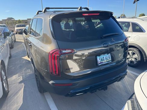 Certified 2021 Kia Telluride EX w/ EX Premium Package image 3