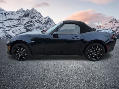 New 2025 MAZDA MX-5 Miata Grand Touring image 24