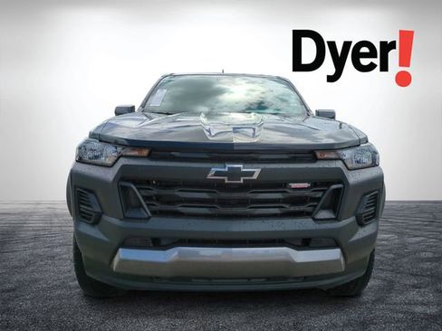 Used 2025 Chevrolet Colorado Trail Boss AWD/4WD image 9