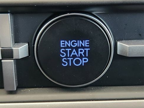 Used 2025 Hyundai Santa Fe SEL image 20