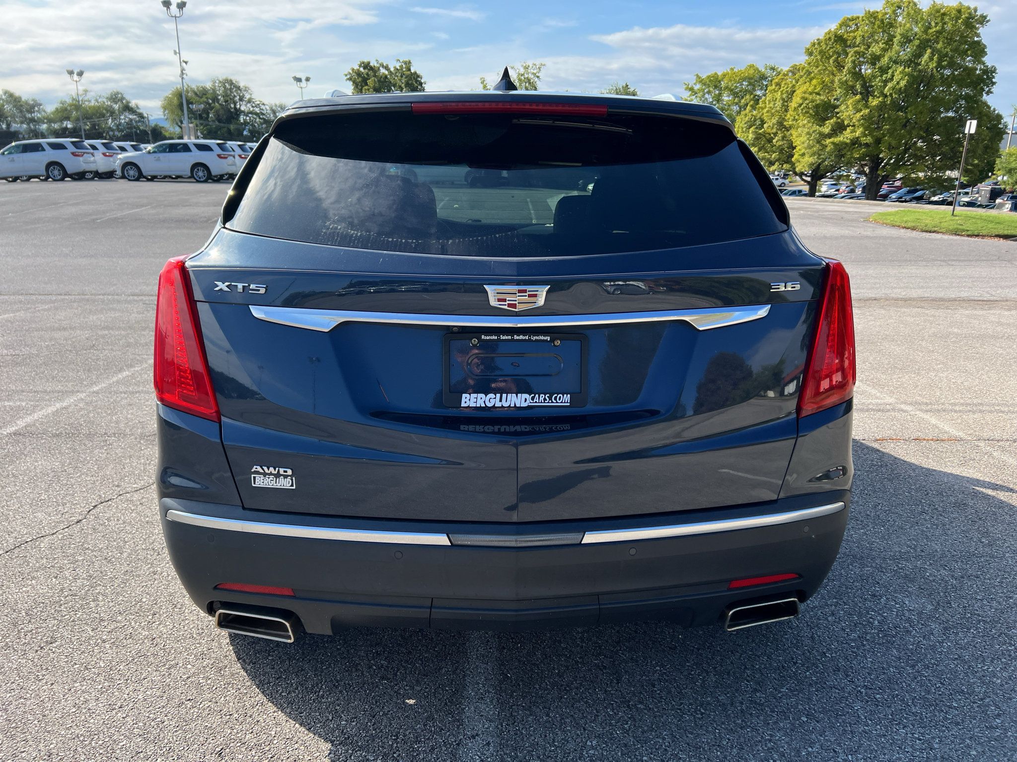 Used 2019 Cadillac XT5 Luxury AWD/4WD image 4